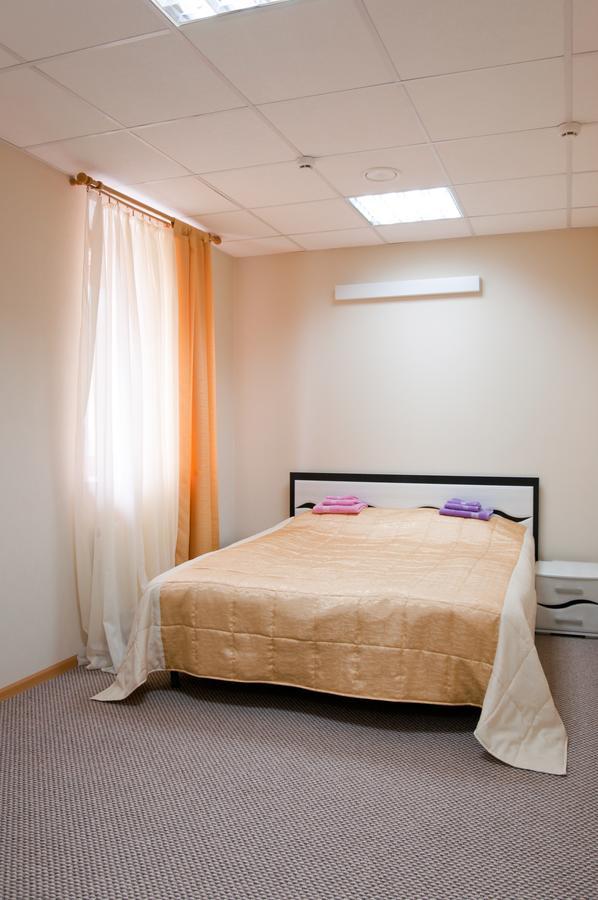 Avenue Hotel Zaslawye Zewnętrze zdjęcie